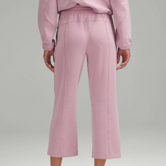 lululemon athletica Pants - Lululemon Softstreme High-Rise Straight-Leg Cropped Pant In Rose Blush EUC